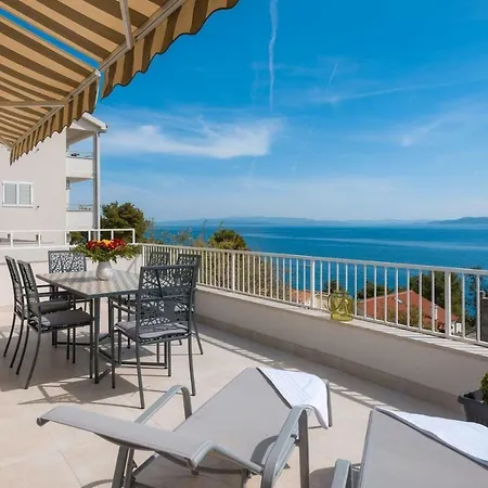 Apartment-rada-mit-meerblick